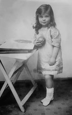 Unbekannter Fotograf - Großfürstin Kira Kirillowna von Russland (1909-1967)