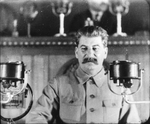 Unbekannter Fotograf - Josef Stalin auf dem Parteitag der KPdSU (B)
