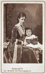 Lewizki, Sergei Lwowitsch - Kaiserin Maria Fjodorowna (Dagmar von Dänemark) (1847-1928) mit Sohn Nikolaus Alexandrowitsch von Russland