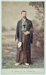 Farsari, Adolfo - Prinz Heinrich Karl Ludwig von Bourbon-Parma (1851–1905) in der japanischen Kleidung
