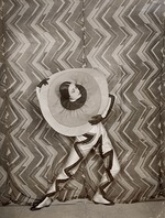 Unbekannter Fotograf - Kostüm von Pierrot-Éclair, entworfen von Sonia Delaunay für den Film Le P'tit Parigot (Der kleine Pariser) von René Le Somptie