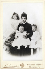 Lewizki, Sergei Lwowitsch - Großfürstin Xenia Alexandrowna von Russland mit Kinder Irina Alexandrowna, Andrei Alexandrowitsch und Fjodor Alexandrowitsch 