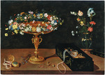 Brueghel, Jan, der Jüngere - Eine Tazza mit Blumengirlande, Schmuckschatulle, Taschenuhr und Blumen in einer Glasvase