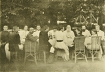 Tolstaya, Sophia Andreevna - Leo Tolstoy at the lunch table