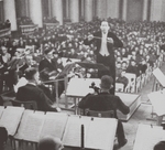Anonymous - The Leningrad première of Shostakovich's Symphony No. 7 with the Leningrad Radio Orchestra on 9 August 1942