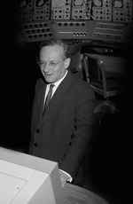 Anonymous - Soviet experimental physicist Vladimir Veksler (1907-1966)