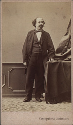Photo studio Kundegraber & Lichtenstern, Vienna - Portrait of the violinist and composer Moritz Kässmayer (1831-1884) 