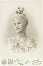 Photo studio Helene Mrosowski - Matilda Kschessinska as Isabella in the ballet The Trial of Damis by A. Glazunov