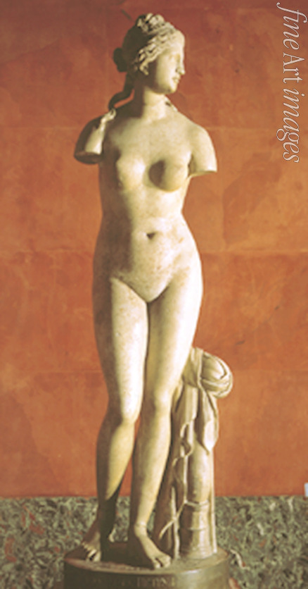 Art of Ancient Rome Classical sculpture - The Venus Tauride or Venus of Tauris (Aphrodite) (Roman copy from a Greek Original)