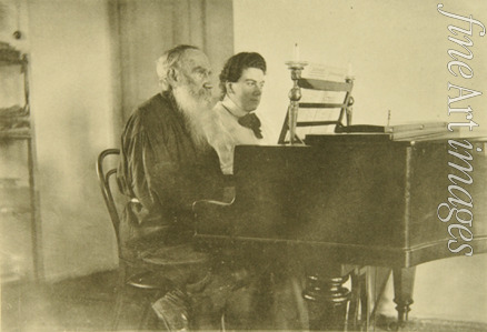 Tolstaya Sophia Andreevna - Leo Tolstoy and Daughter Alexandra at the Piano