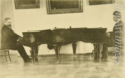Tolstaya Sophia Andreevna - Composers Sergei Taneyev and Alexander Goldenweiser play the piano