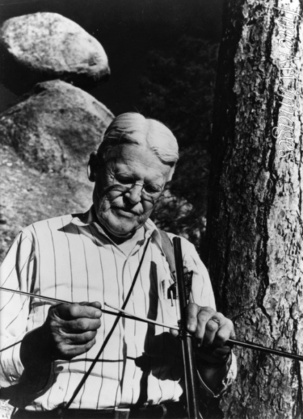 Anonymous - Andrew Ellicott Douglass (1867-1962) collecting tree-ring samples