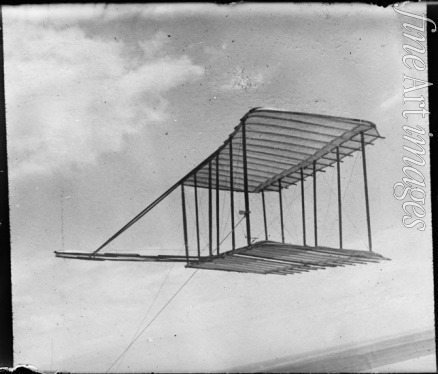 Wright Brothers (Orville and Wilbur) - View of glider flying as a kite