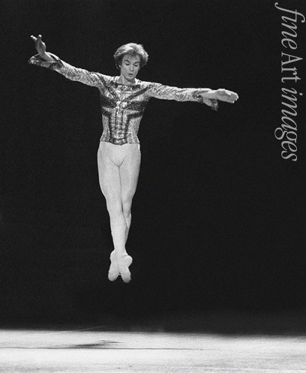 Anonymous - Rudolf Nureyev in the ballet Raymonda by A. Glazunov