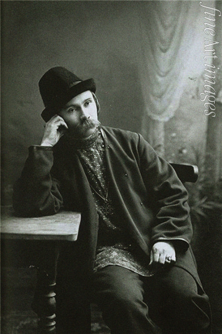 Unbekannter Fotograf - Porträt von Dichter Nikolai Alexejewitsch Kljujew (1884-1937)