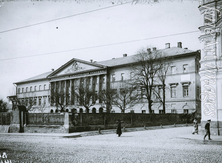 Gautier-Dufayer Emil - Das Jeropkin-Haus (Kommerzschule) auf der Ostoschenka-Strasse in Moskau