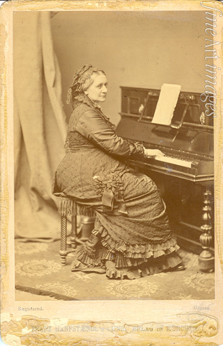 Hanfstaengl Franz - Portrait of Clara Wieck-Schumann (1819-1896) at the piano