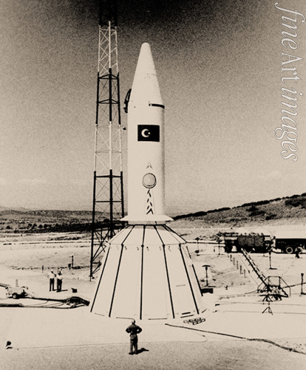 Anonymous - The Jupiter Intermediate-range ballistic missiles deployed at Cigli Air Base, Turkey